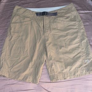 Mountain Hardwear Hiking Shorts 100% nylon Size 6
